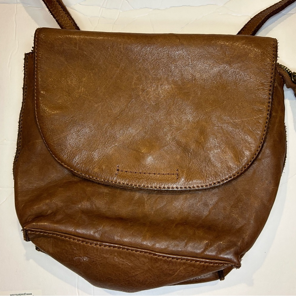 Marta Ponti soft leather cross body bag
